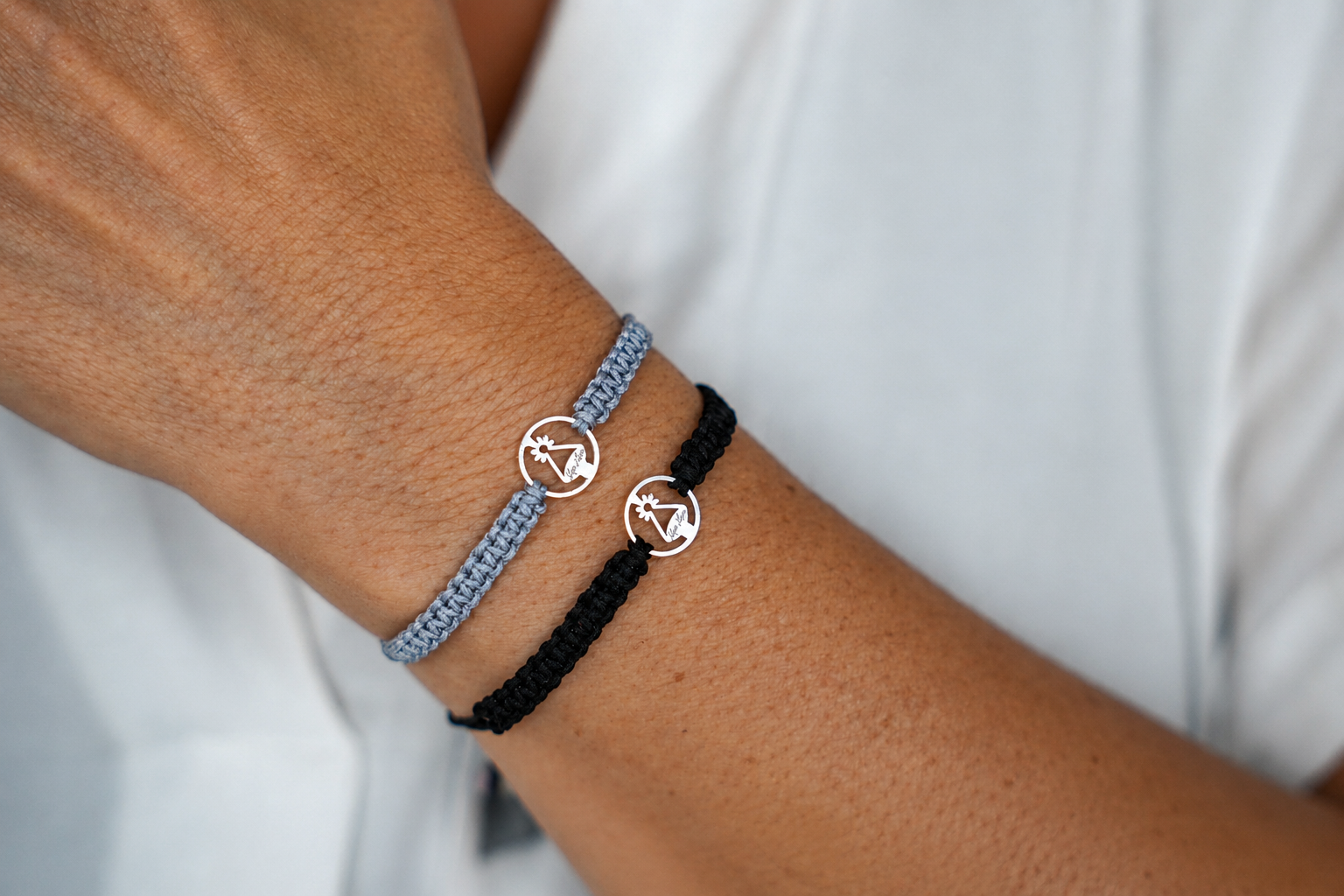 pulsera virgen de Covadonga redonda (plata)